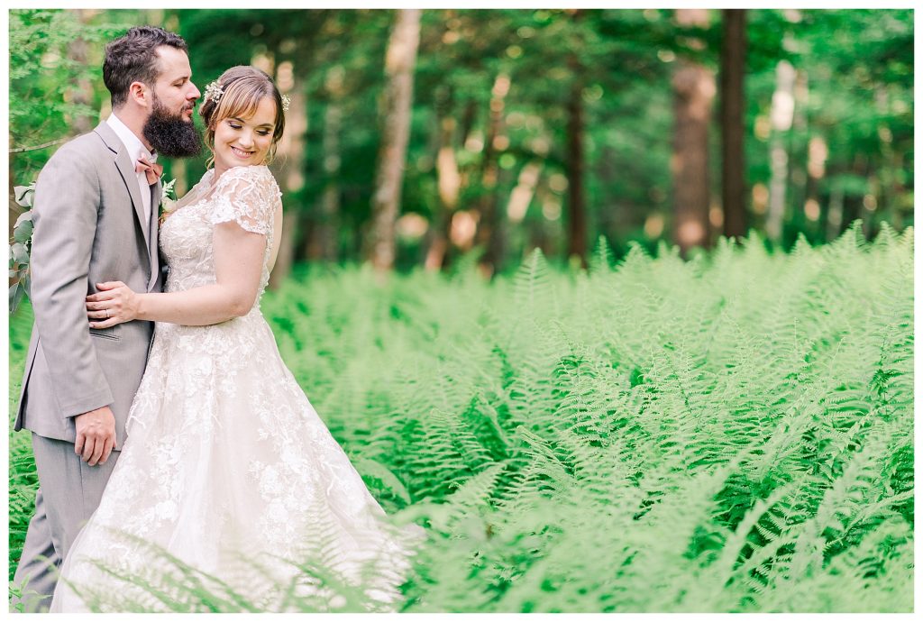 bride in the ferns image 