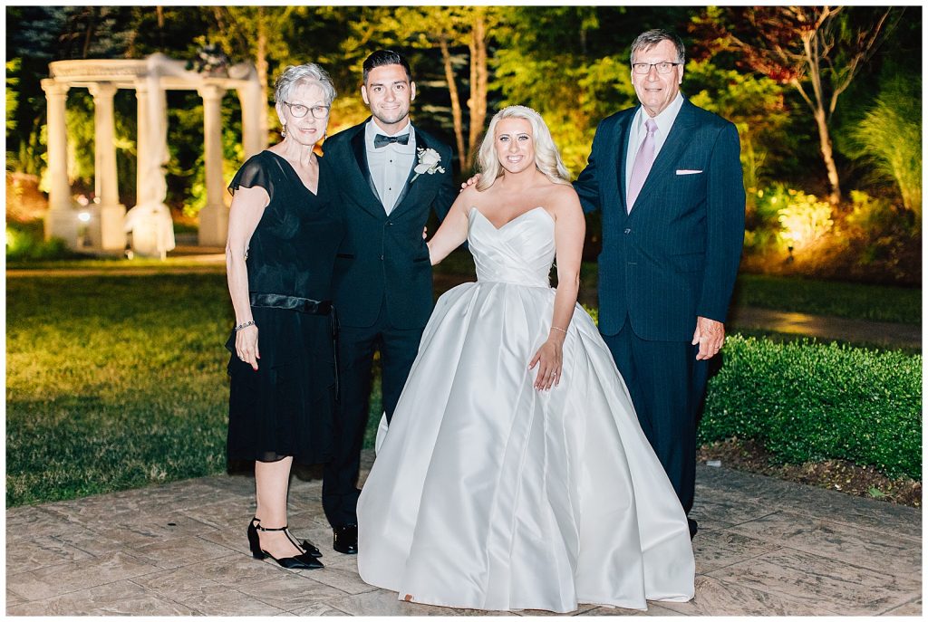 Spring wedding at the Aria in Connecticut